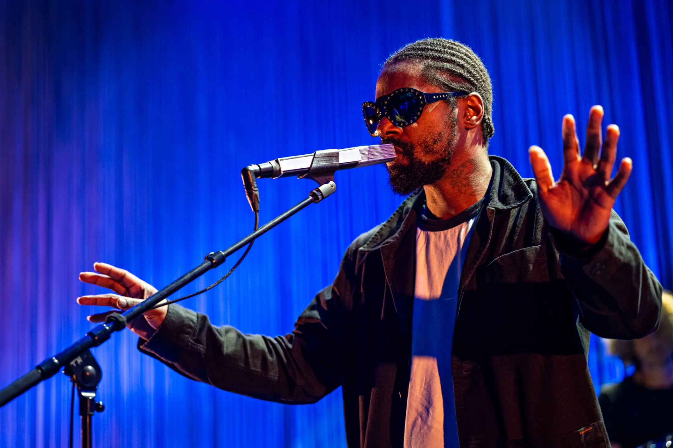 20260708_093_curtis_harding_kopie_2.jpg