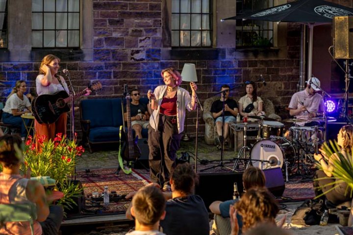 20240729_036_wohnzimmerkonzert_kopie.jpg